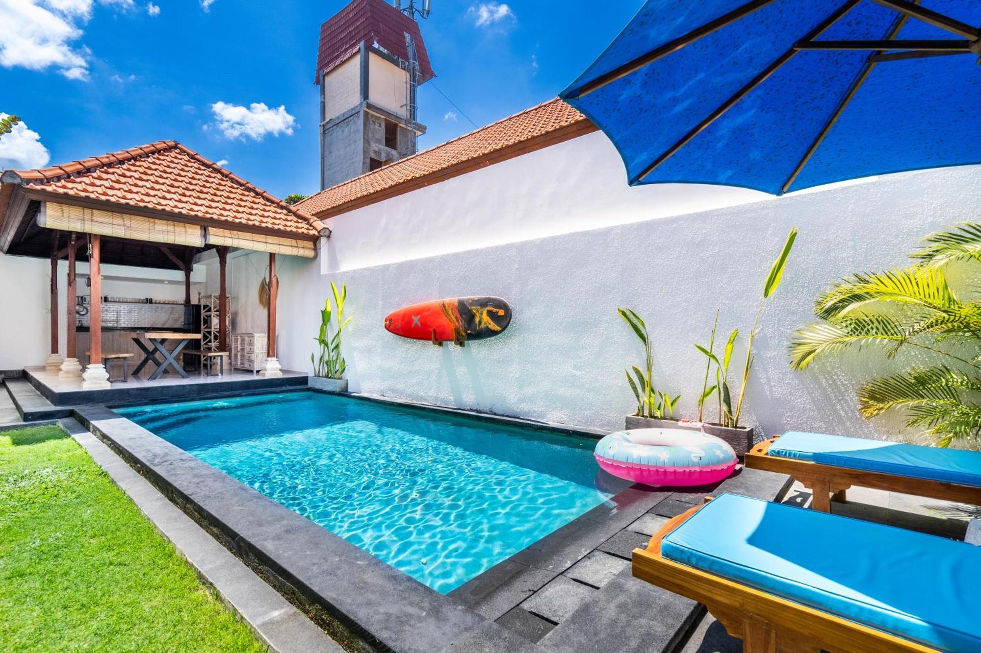 4-Bedroom Pool Villa Near Seminyak Center Bagian luar foto
