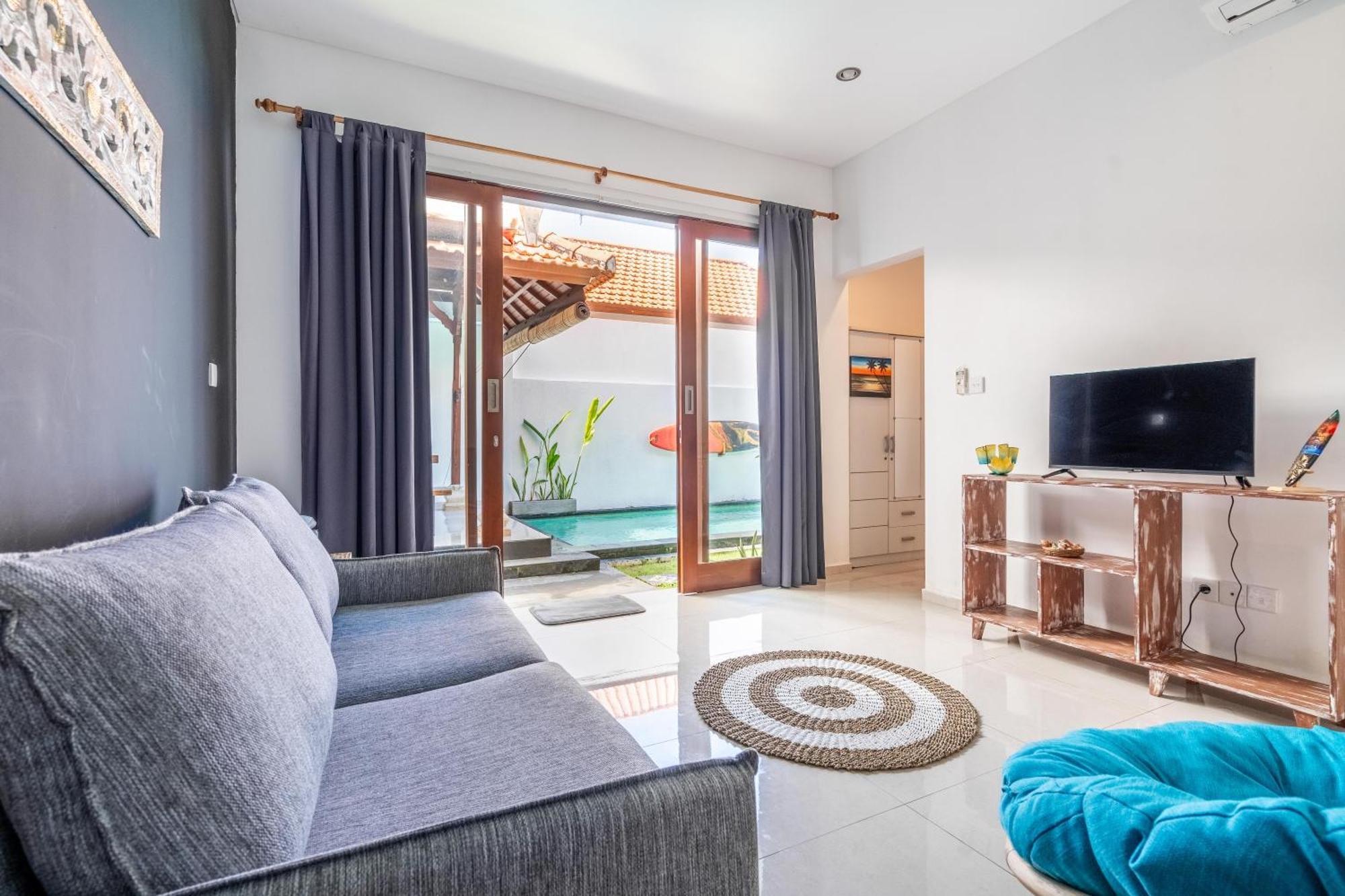 4-Bedroom Pool Villa Near Seminyak Center Bagian luar foto