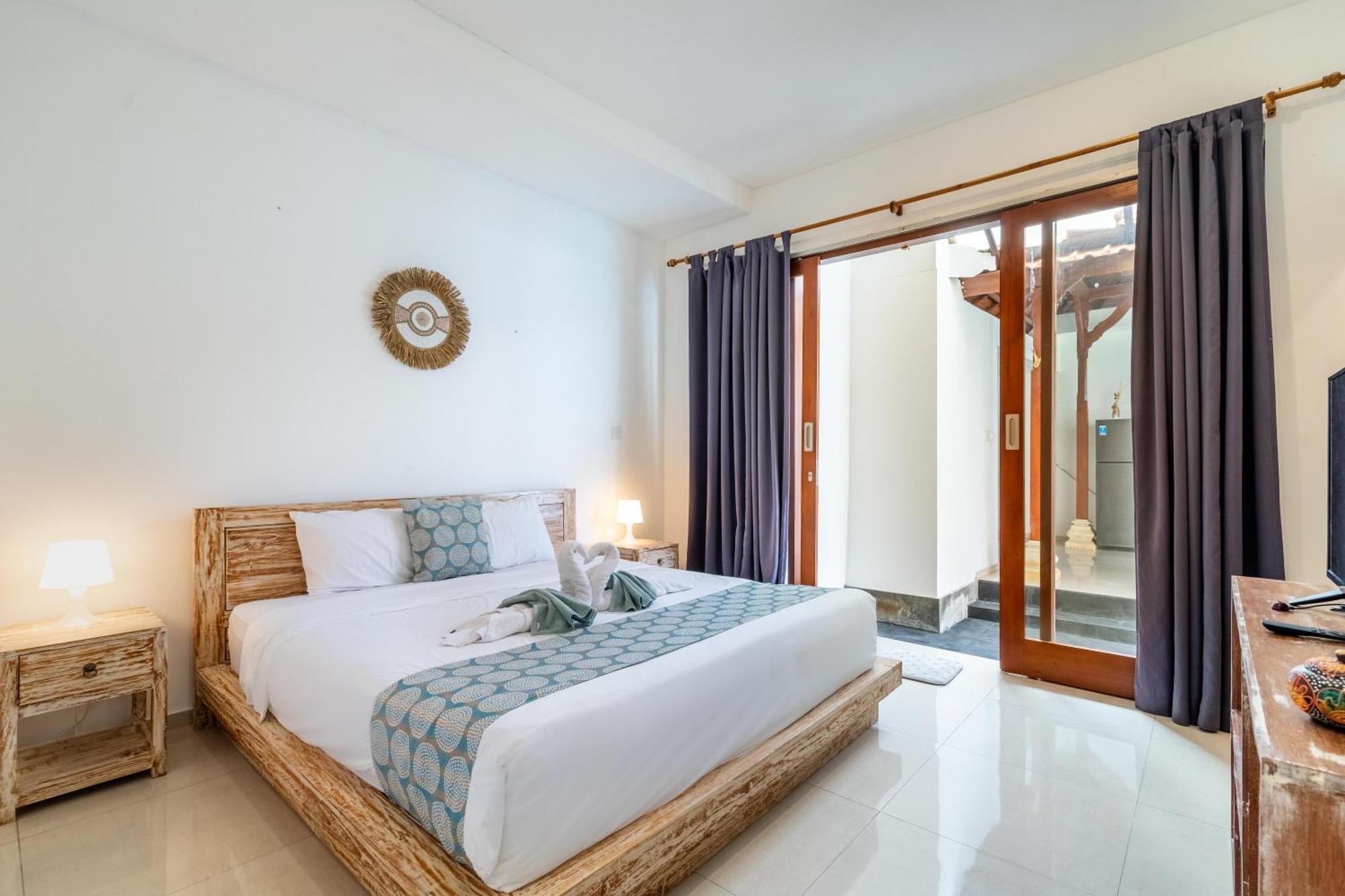 4-Bedroom Pool Villa Near Seminyak Center Bagian luar foto